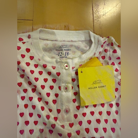 *New With Tags* Roller Rabbit Pajama Set - Picture 3 of 8